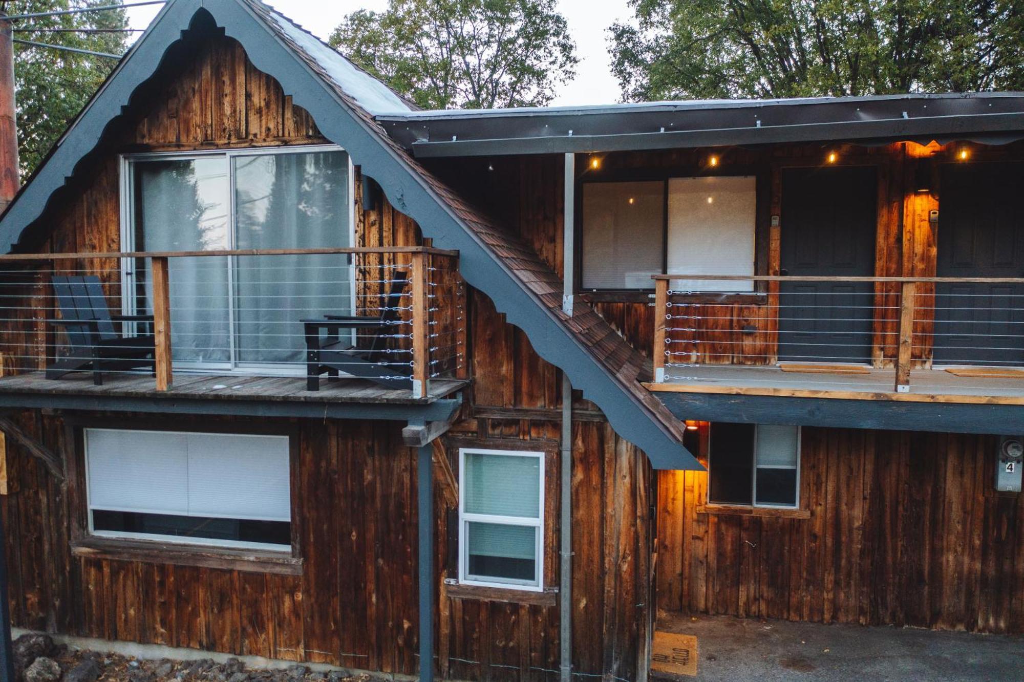 Basecamp Lodge Mount Shasta Buitenkant foto