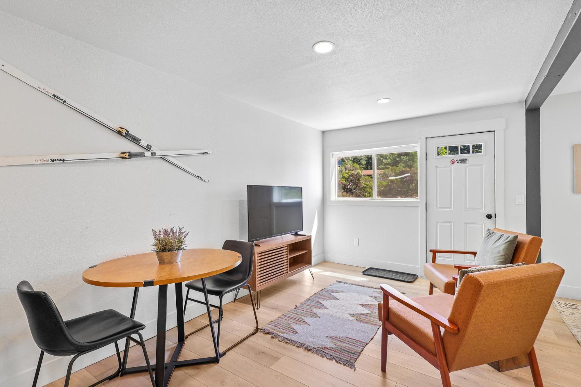 Basecamp Lodge Mount Shasta Kamer foto