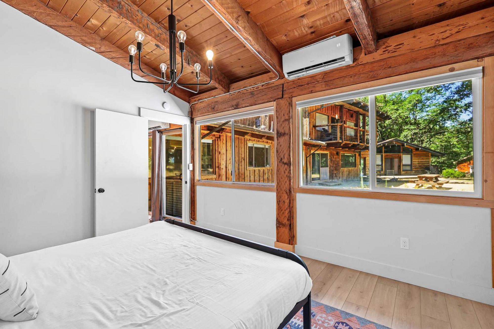 Basecamp Lodge Mount Shasta Kamer foto