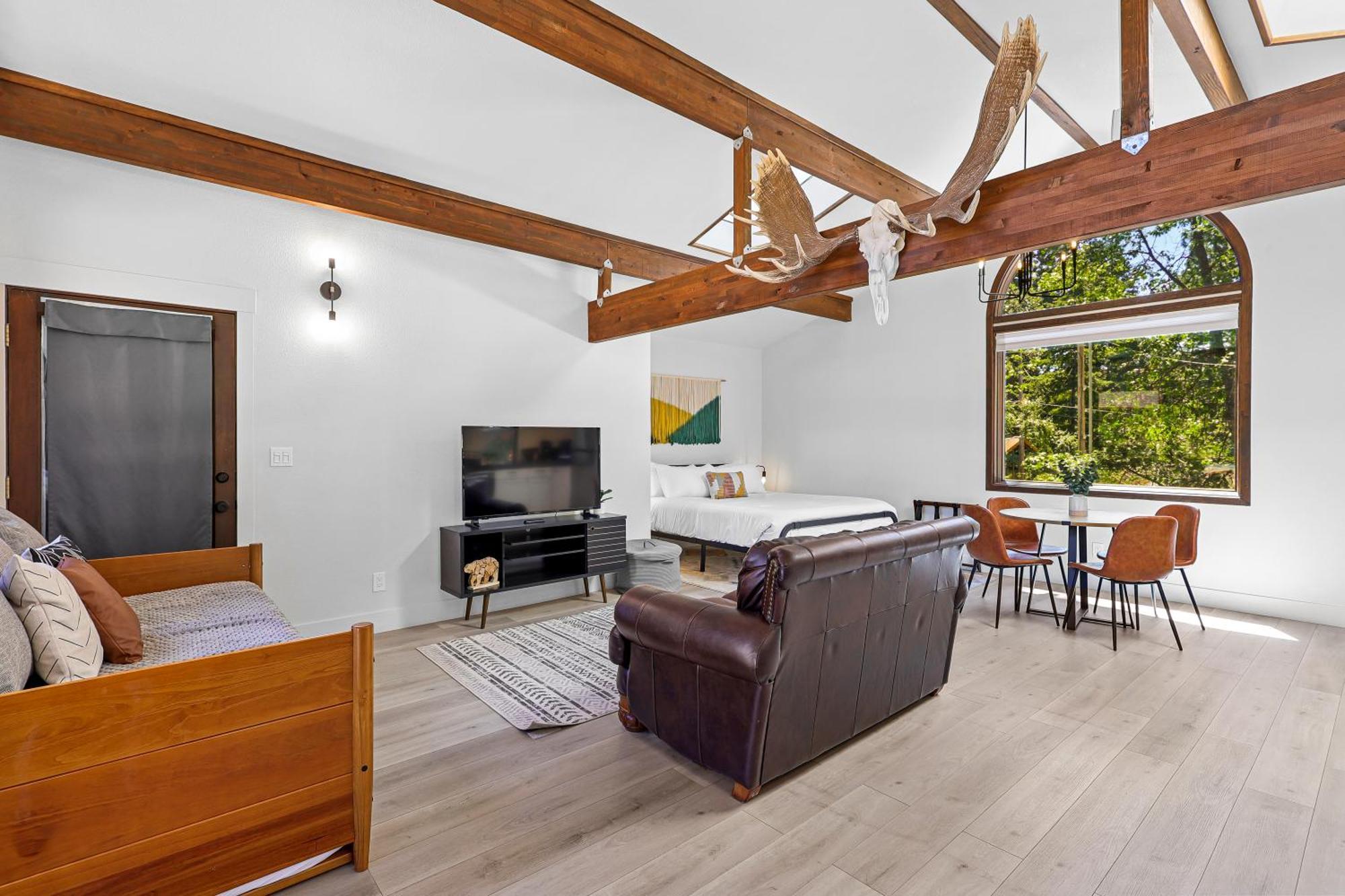 Basecamp Lodge Mount Shasta Kamer foto