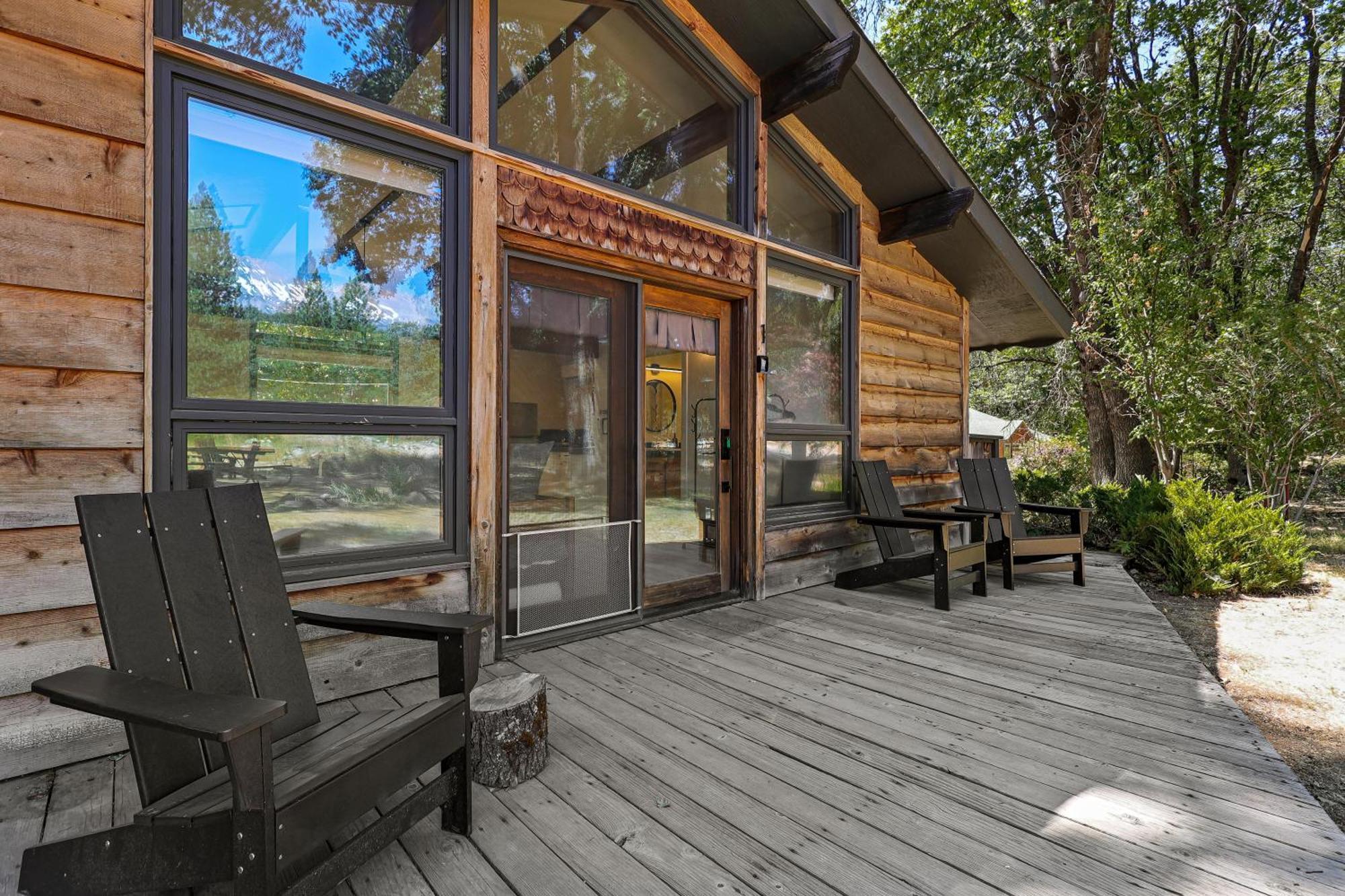 Basecamp Lodge Mount Shasta Buitenkant foto