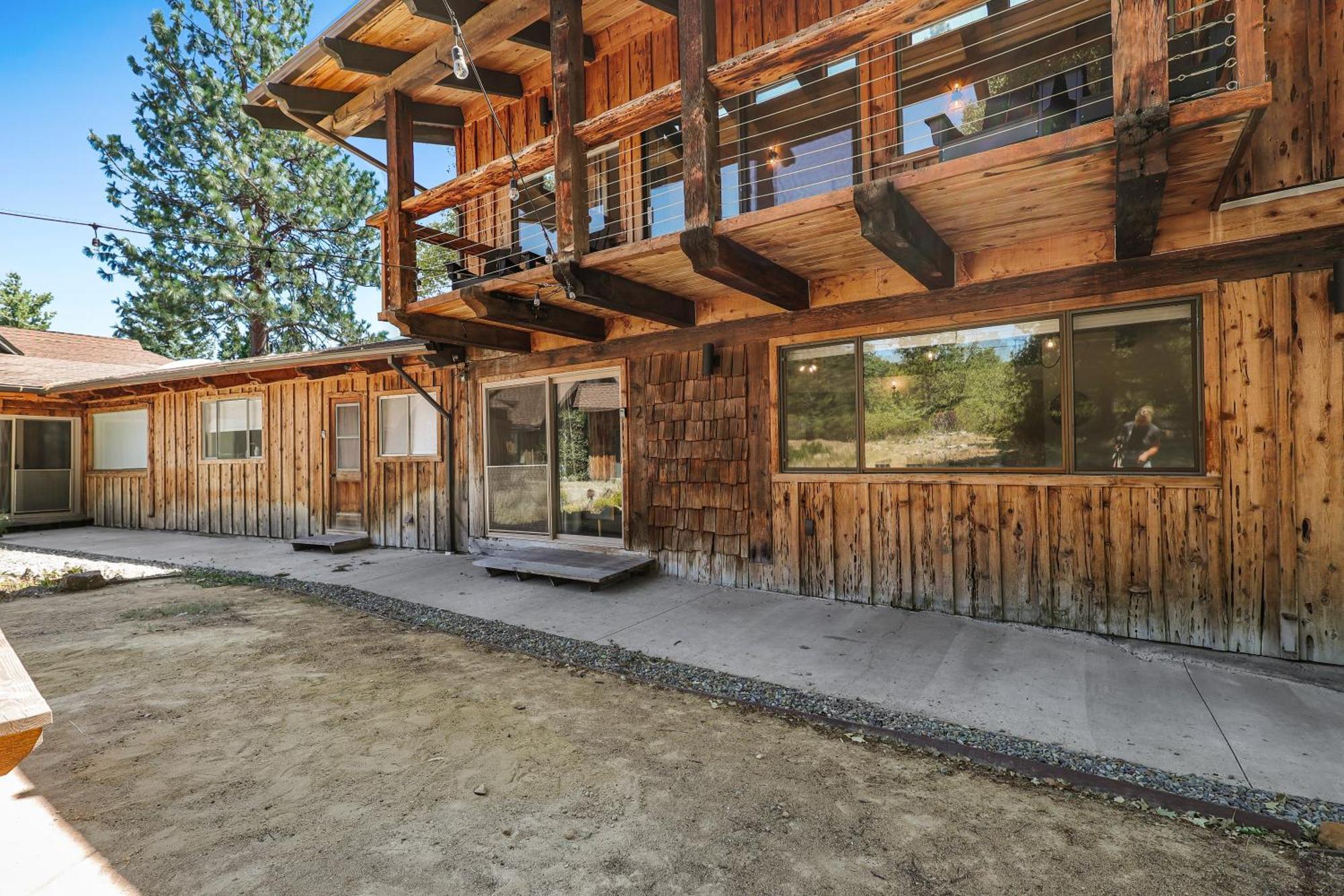 Basecamp Lodge Mount Shasta Buitenkant foto