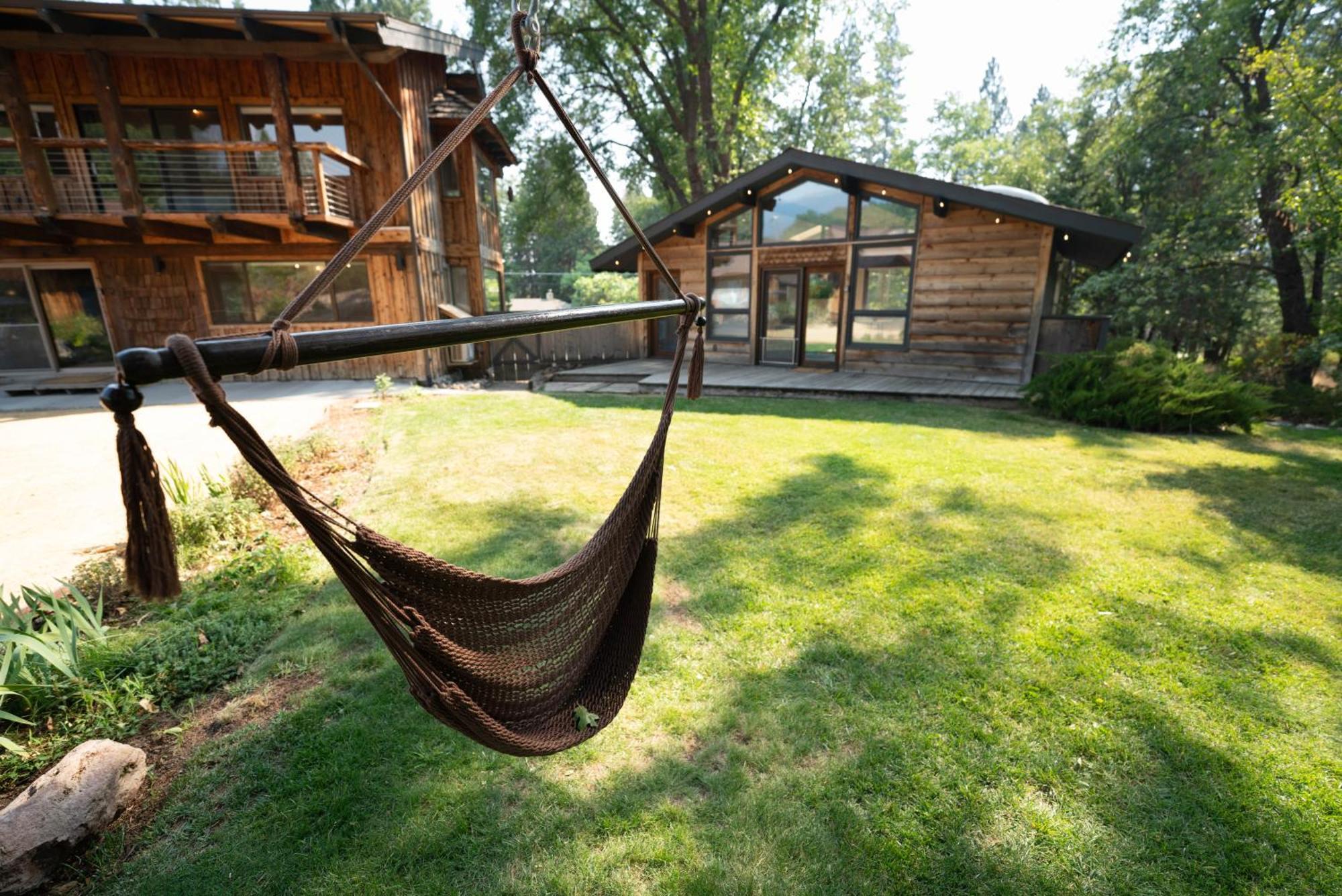 Basecamp Lodge Mount Shasta Buitenkant foto